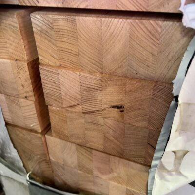 290X68 AUS OAK DAR LAM STANDARD GRADE KD HARDWOOD STAIR TREADS-14/1.2 290X68 AUS OAK DAR LAM STANDARD GRADE KD HARDWOOD STAIR TREADS-14/1.2
