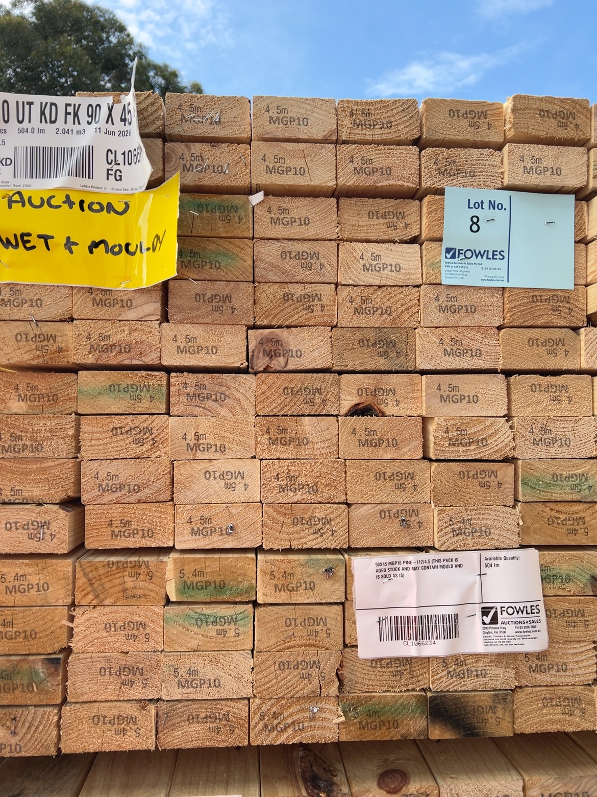 90X45 MGP10 PINE-112/4.5 (THIS PACK IS AGED STOCK AND MAY CONTAIN MOULD AND IS SOLD AS IS) 90X45 MGP10 PINE-112/4.5 (THIS PACK IS AGED STOCK AND MAY CONTAIN MOULD AND IS SOLD AS IS)