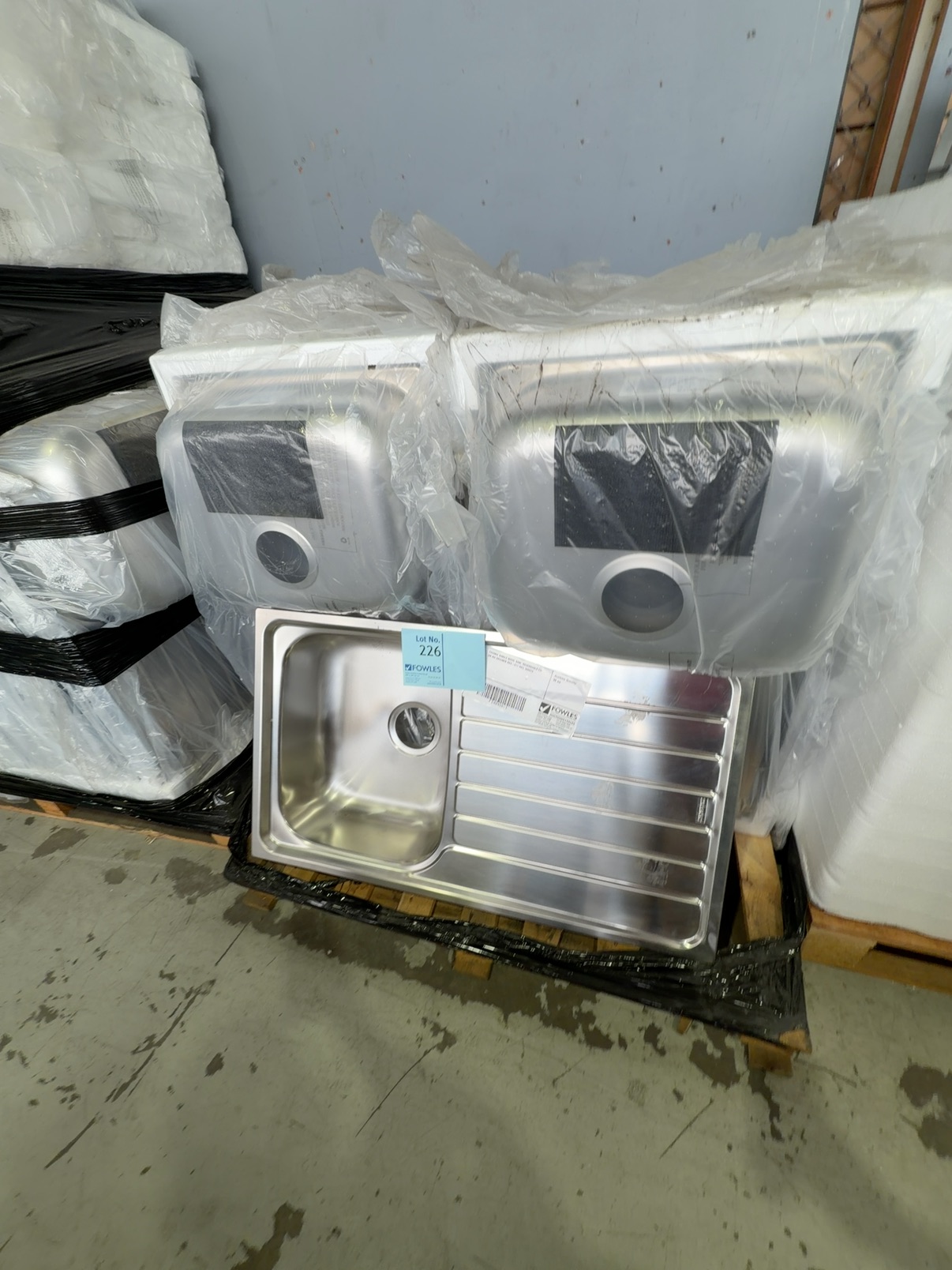 FRANKE SINGLE BOWL SINK, REVERSABLE LH OR RH DRAINER SKX-611 INCL WASTE FRANKE SINGLE BOWL SINK, REVERSABLE LH OR RH DRAINER SKX-611 INCL WASTE