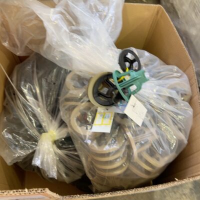 LOT OF ASSORTED BAR CHAIRS FOR CONCRETE REINFORCING MESH
