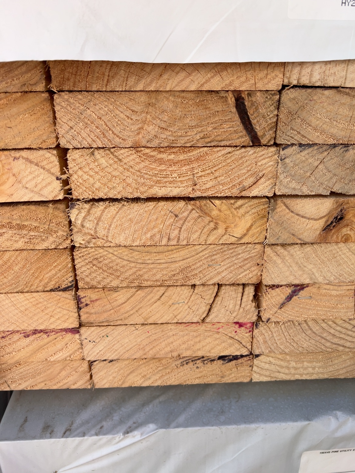 190X45 PINE UTILITY EXPORT GRADE-44/6.0 190X45 PINE UTILITY EXPORT GRADE-44/6.0