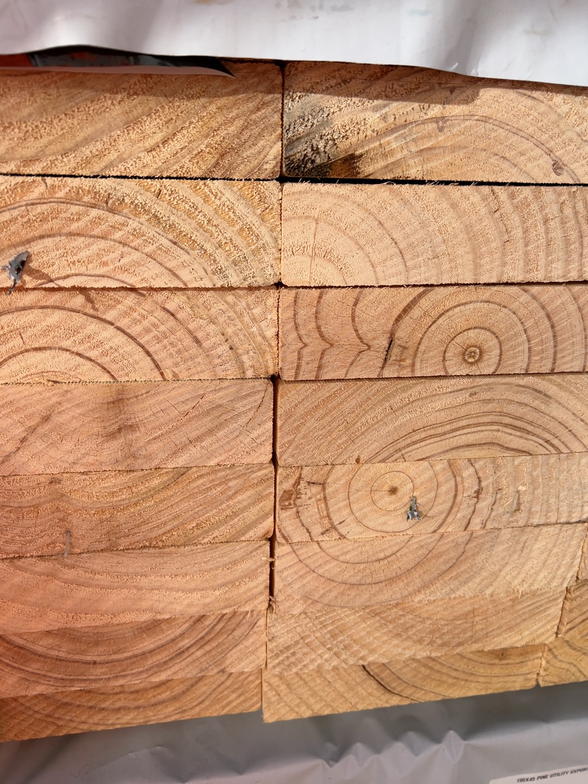 190X45 PINE UTILITY EXPORT GRADE-44/6.0 190X45 PINE UTILITY EXPORT GRADE-44/6.0