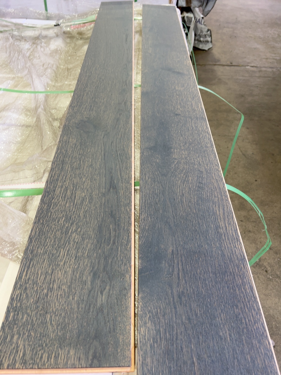 190X14/3MM NATURAL OAK ENGINEERED FLOORING-(3856)-38 BOXES X 2.888 M2 190X14/3MM NATURAL OAK ENGINEERED FLOORING-(3856)-38 BOXES X 2.888 M2