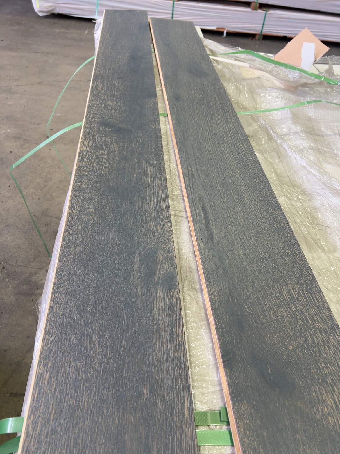 190X14/3MM NATURAL OAK ENGINEERED FLOORING-(3856)-48 BOXES X 2.888 M2 190X14/3MM NATURAL OAK ENGINEERED FLOORING-(3856)-48 BOXES X 2.888 M2