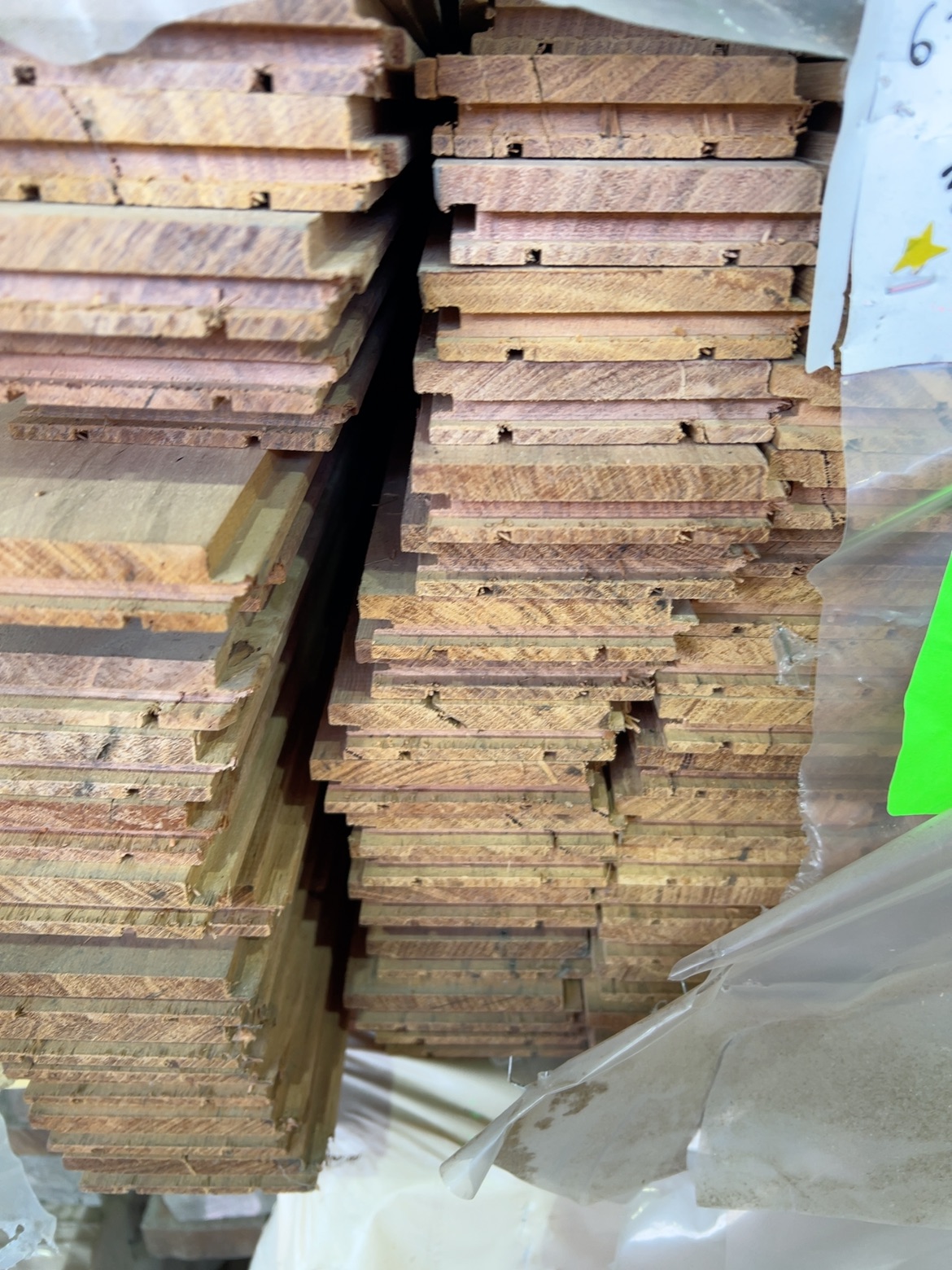 80X19 YELLOW STRINGYBARK FLOORING 80X19 YELLOW STRINGYBARK FLOORING