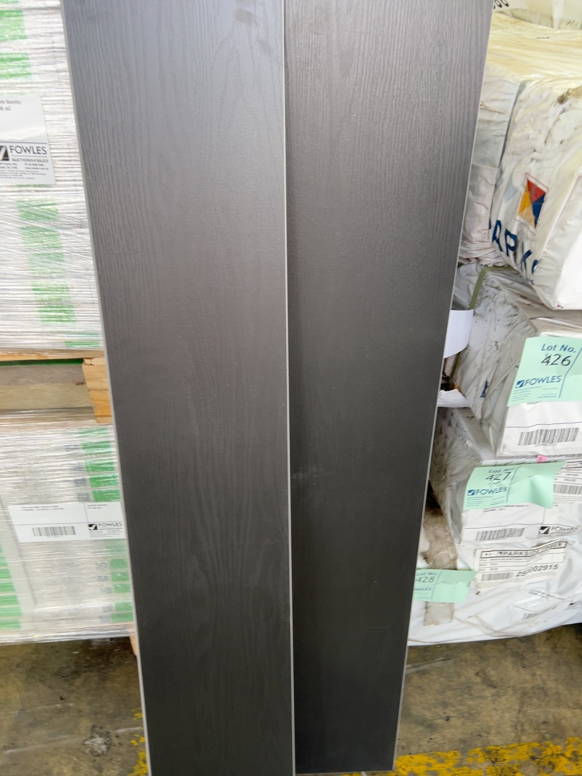 230X1520X6MM DUBLIN HYBRID FLOORING-(56 BOXES X 2.0976 M2) 230X1520X6MM DUBLIN HYBRID FLOORING-(56 BOXES X 2.0976 M2)