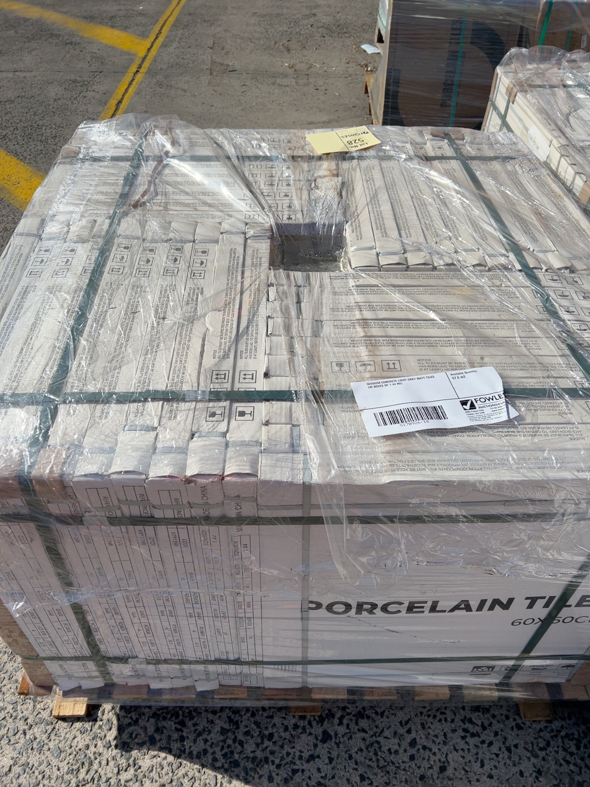 60X60CM CONCRETE LIGHT GREY MATT TILES (40 BOXES OF 1.44 M2) 60X60CM CONCRETE LIGHT GREY MATT TILES (40 BOXES OF 1.44 M2)