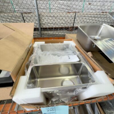 NEW KINGSCROSS 1.5 BOWL SINK, POLISHED, LEFT HAND BOWL 12 MONTH WARRANTY NEW KINGSCROSS 1.5 BOWL SINK, POLISHED, LEFT HAND BOWL 12 MONTH WARRANTY