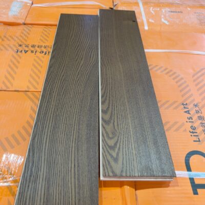 600X127X15/3MM WALNUT HERRINGBONE ENGINEERED FLOORING-(48 BOXES X 1.6764 M2) 600X127X15/3MM WALNUT HERRINGBONE ENGINEERED FLOORING-(48 BOXES X 1.6764 M2)