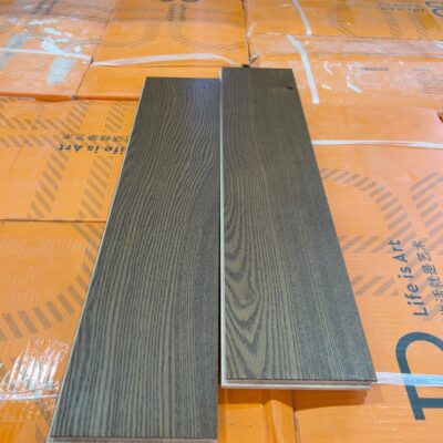 600X127X15/3MM WALNUT HERRINGBONE ENGINEERED FLOORING-(9 BOXES X 1.6764 M2) 600X127X15/3MM WALNUT HERRINGBONE ENGINEERED FLOORING-(9 BOXES X 1.6764 M2)