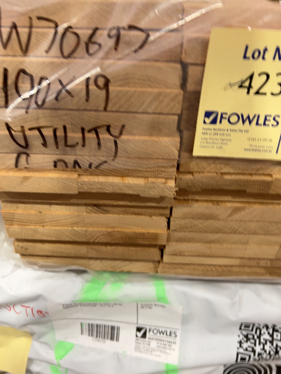 190X19 GLACIAL OAK DAR UTE LAM KD HARDWOOD 190X19 GLACIAL OAK DAR UTE LAM KD HARDWOOD