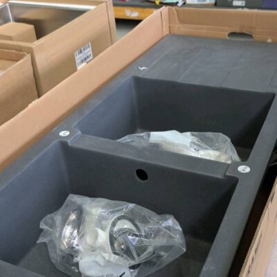 EX SHOWROOM DISPLAY - PYRAGRANITE MATT BLACK DOUBLE BOWL SINK RRP$899 SOLD AS IS EX SHOWROOM DISPLAY - PYRAGRANITE MATT BLACK DOUBLE BOWL SINK RRP$899 SOLD AS IS