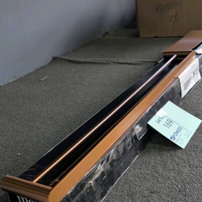 EX SHOWROOM DISPLAY - SINGLE TOWEL RAIL 800MM EX SHOWROOM DISPLAY - SINGLE TOWEL RAIL 800MM