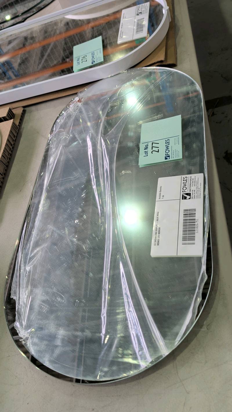 EX SHOWROOM DISPLAY - AULIC BEAU MONDE LED MIRROR EX SHOWROOM DISPLAY - AULIC BEAU MONDE LED MIRROR