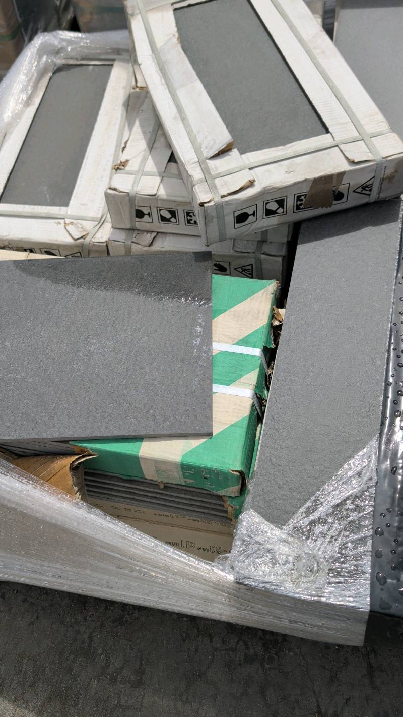 PALLET OF MIXED TILES SOLD AS IS PALLET OF MIXED TILES SOLD AS IS
