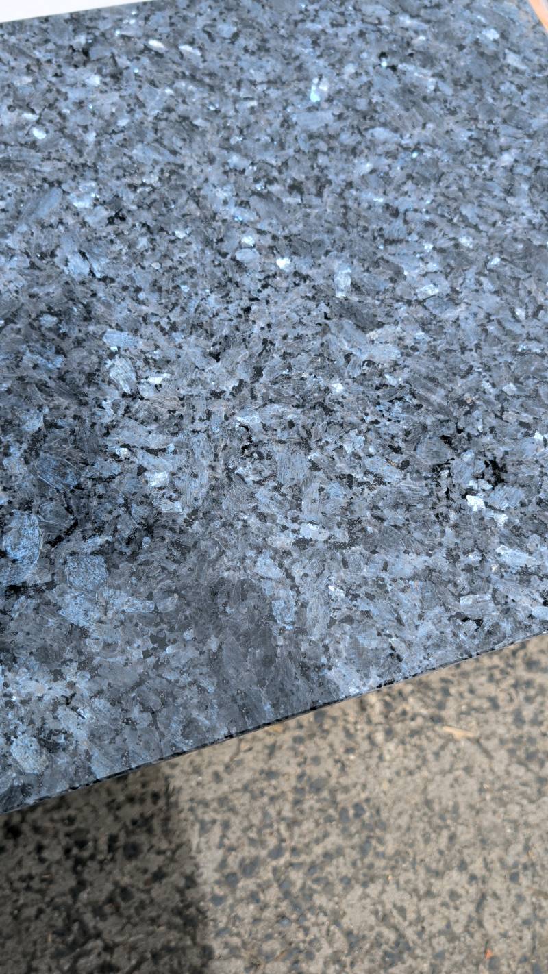 PALLET OF 450MM X 450MM GLOSS BLUE PEARL STONE TILE PALLET OF 450MM X 450MM GLOSS BLUE PEARL STONE TILE