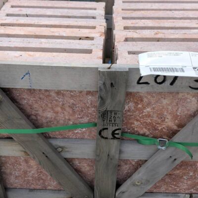 PALLET OF TERRACOTTA TUMBLED UNFILLED TRAVERTINE DROP PAVER 610 X 406MM X 30MM/60MM DROP PALLET OF TERRACOTTA TUMBLED UNFILLED TRAVERTINE DROP PAVER 610 X 406MM X 30MM/60MM DROP