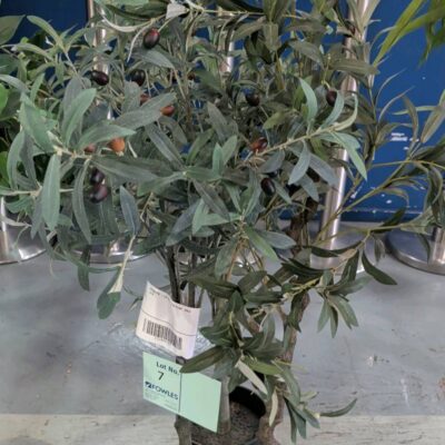 EX STAGING - LOT OF 3 X FAUX PLANT, SOLD AS IS EX STAGING - LOT OF 3 X FAUX PLANT, SOLD AS IS