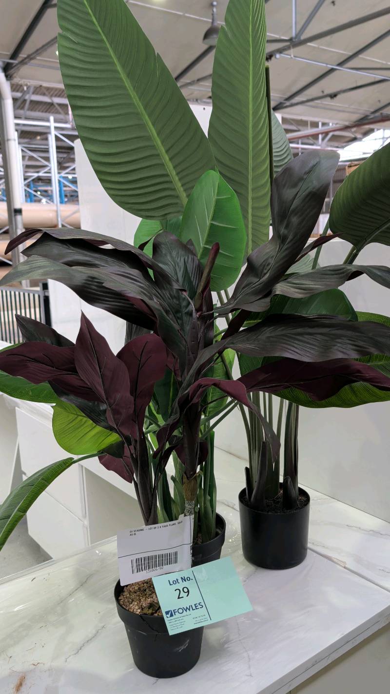 EX STAGING - LOT OF 3 X FAUX PLANT, SOLD AS IS EX STAGING - LOT OF 3 X FAUX PLANT, SOLD AS IS