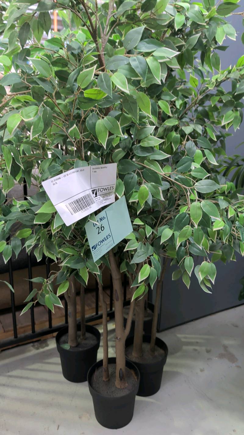 EX STAGING - LOT OF 4 X FAUX PLANT, SOLD AS IS EX STAGING - LOT OF 4 X FAUX PLANT, SOLD AS IS