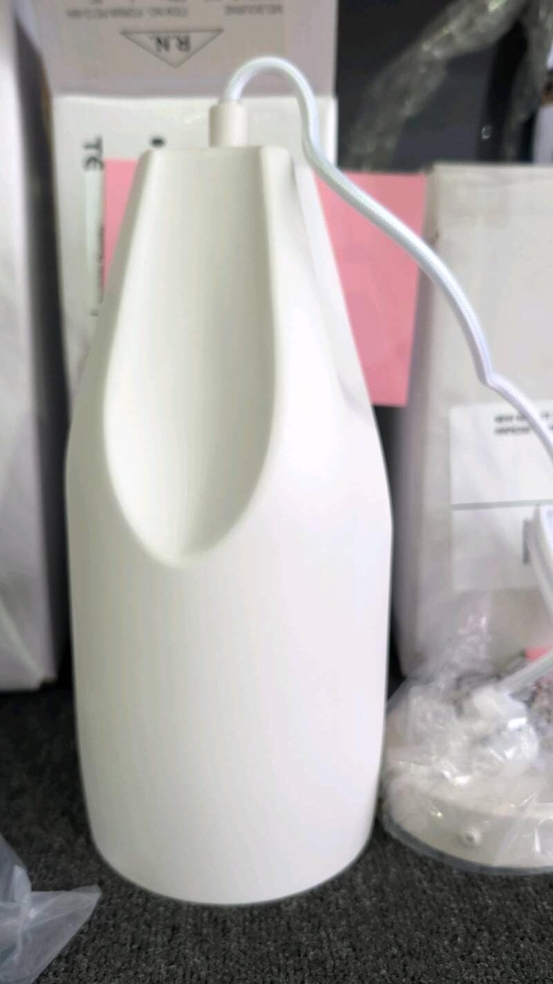 NEW FORMA 12 PENDANT LIGHT, WHITE, RRP$119, FORMA PE12-WH NEW FORMA 12 PENDANT LIGHT, WHITE, RRP$119, FORMA PE12-WH