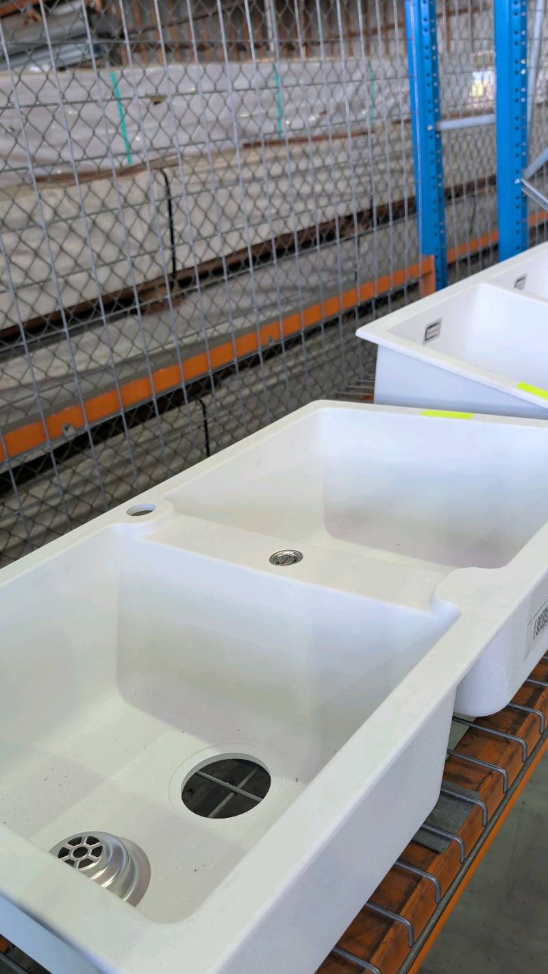 EX SHOWROOM DISPLAY - UNDERMOUNT ABEY SCHOCK WHITE DOUBLE BOWL SINK EX SHOWROOM DISPLAY - UNDERMOUNT ABEY SCHOCK WHITE DOUBLE BOWL SINK