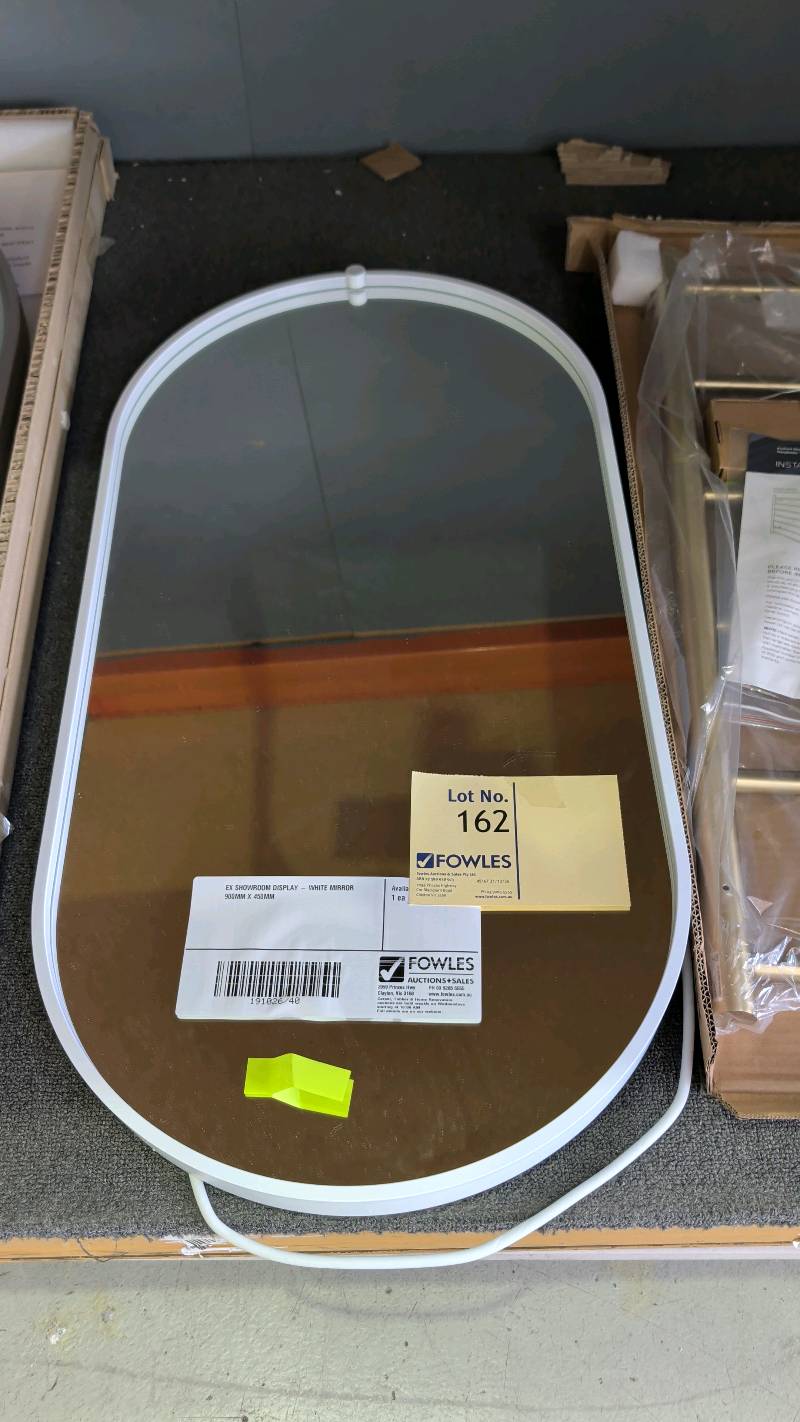 EX SHOWROOM DISPLAY - WHITE MIRROR 900MM X 450MM EX SHOWROOM DISPLAY - WHITE MIRROR 900MM X 450MM