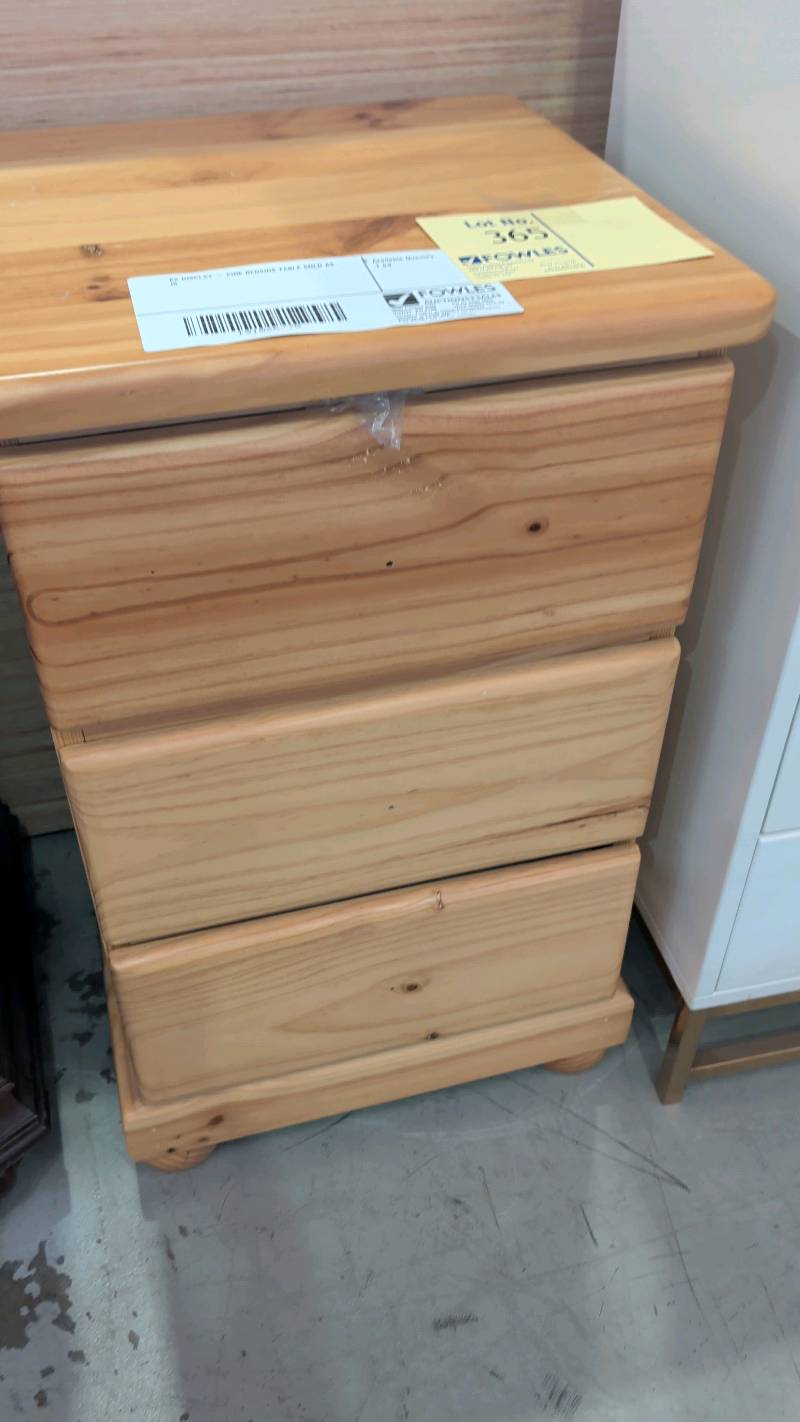 EX DISPLAY - PINE BEDSIDE TABLE SOLD AS IS EX DISPLAY - PINE BEDSIDE TABLE SOLD AS IS