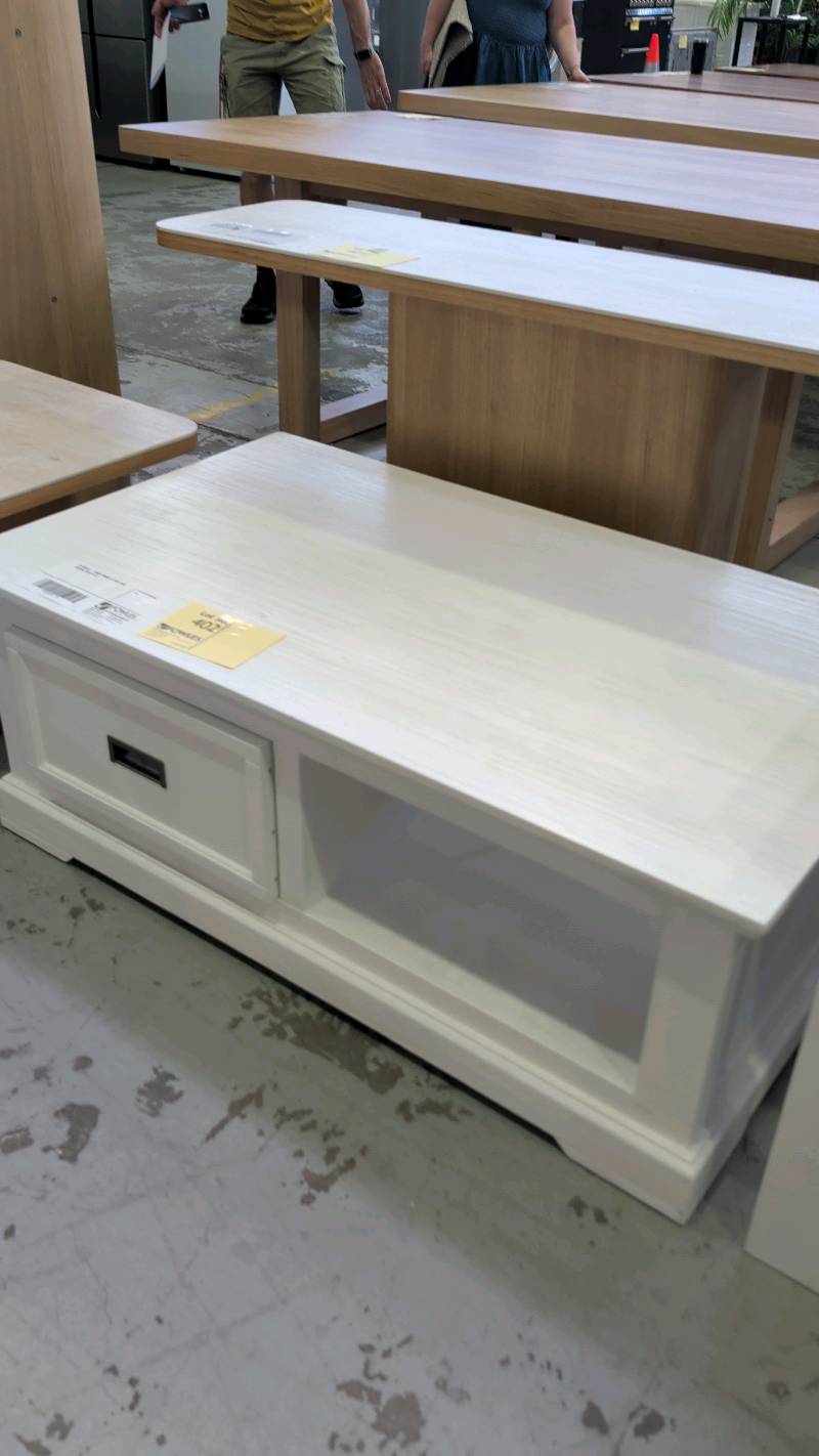 EX DISPLAY - WHITE TIMBER TV UNIT WITH DRAWER, SOLD AS IS EX DISPLAY - WHITE TIMBER TV UNIT WITH DRAWER, SOLD AS IS