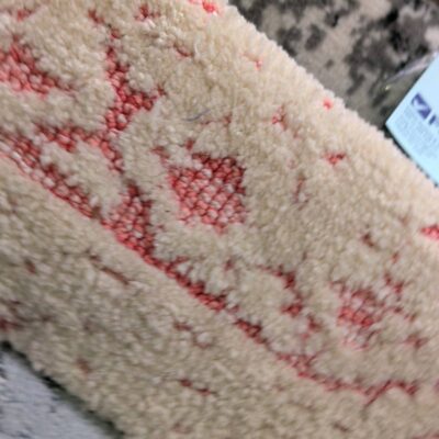 EX DISPLAY RUG 160CM X 230CM