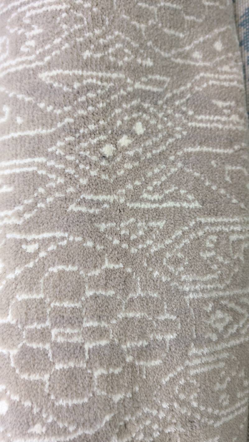 EX DISPLAY RUG 160CM X 230CM EX DISPLAY RUG 160CM X 230CM