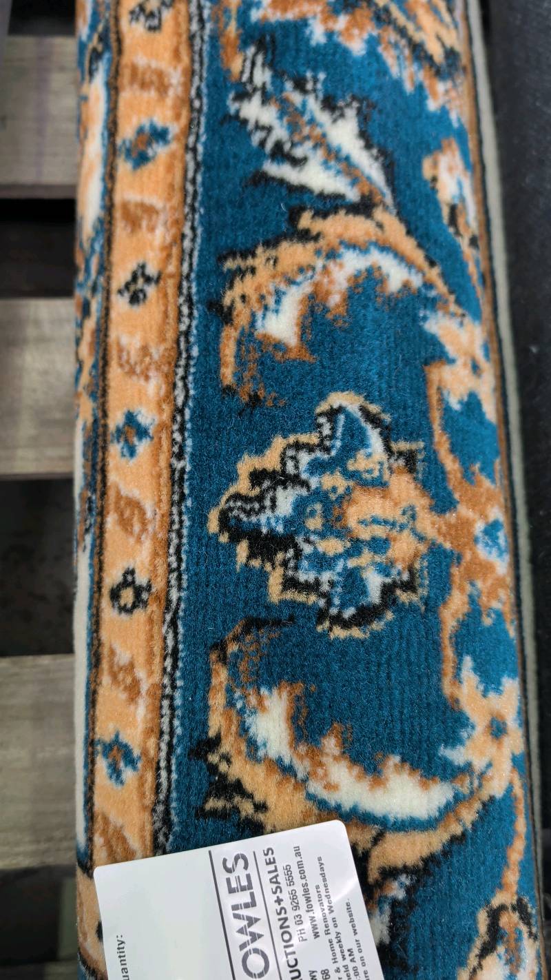 EX DISPLAY RUG 160CM X 230CM EX DISPLAY RUG 160CM X 230CM