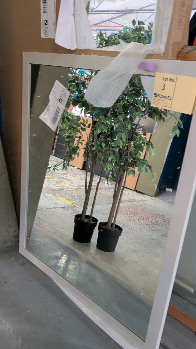 NEW GREY VENETO MIRROR APPROX SIZE 950MM X 1100MM NEW GREY VENETO MIRROR APPROX SIZE 950MM X 1100MM