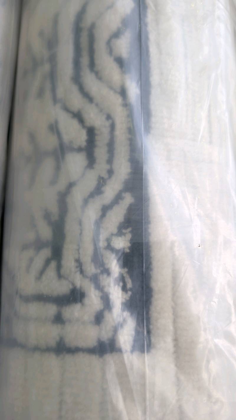 NEW PATTERNED POLYESTER RUG 190CM X 280CM NEW PATTERNED POLYESTER RUG 190CM X 280CM