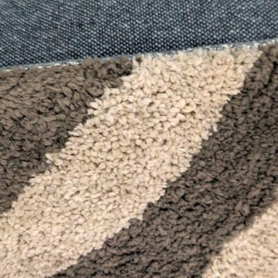EX DISPLAY RUG - APPROX SIZE 150CM - 160CM WIDE X 210CM - 230CM LONG EX DISPLAY RUG - APPROX SIZE 150CM - 160CM WIDE X 210CM - 230CM LONG