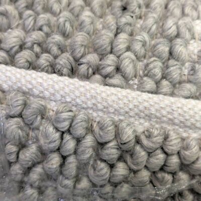 NEW KOO WOOL PEBBLE RUG, 190 X 280CM, SILVER RRP$699 NEW KOO WOOL PEBBLE RUG, 190 X 280CM, SILVER RRP$699