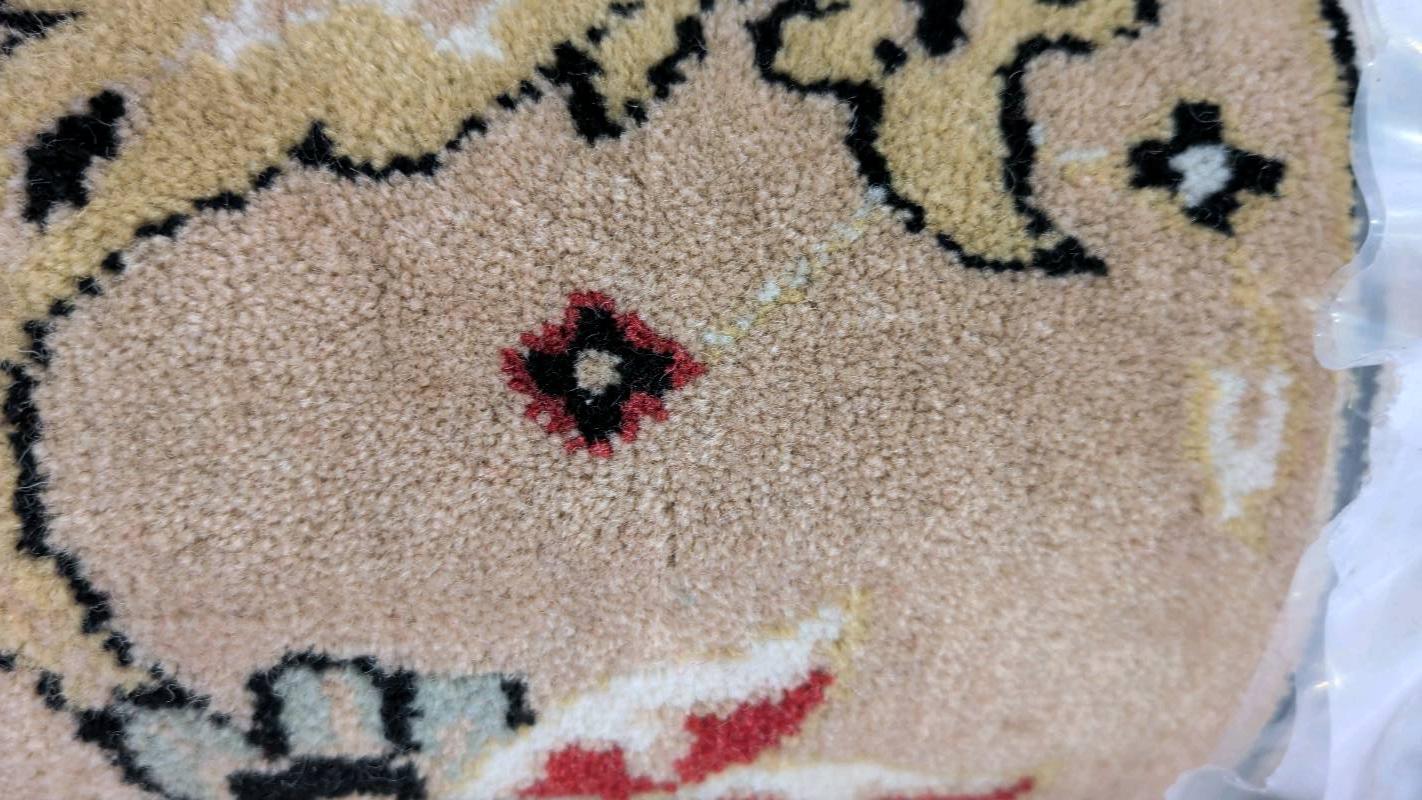 BRAND NEW PURE NZ WOOL RUG 1900MM X 2800MM RRP$999, SOLD AS IS BRAND NEW PURE NZ WOOL RUG 1900MM X 2800MM RRP$999, SOLD AS IS