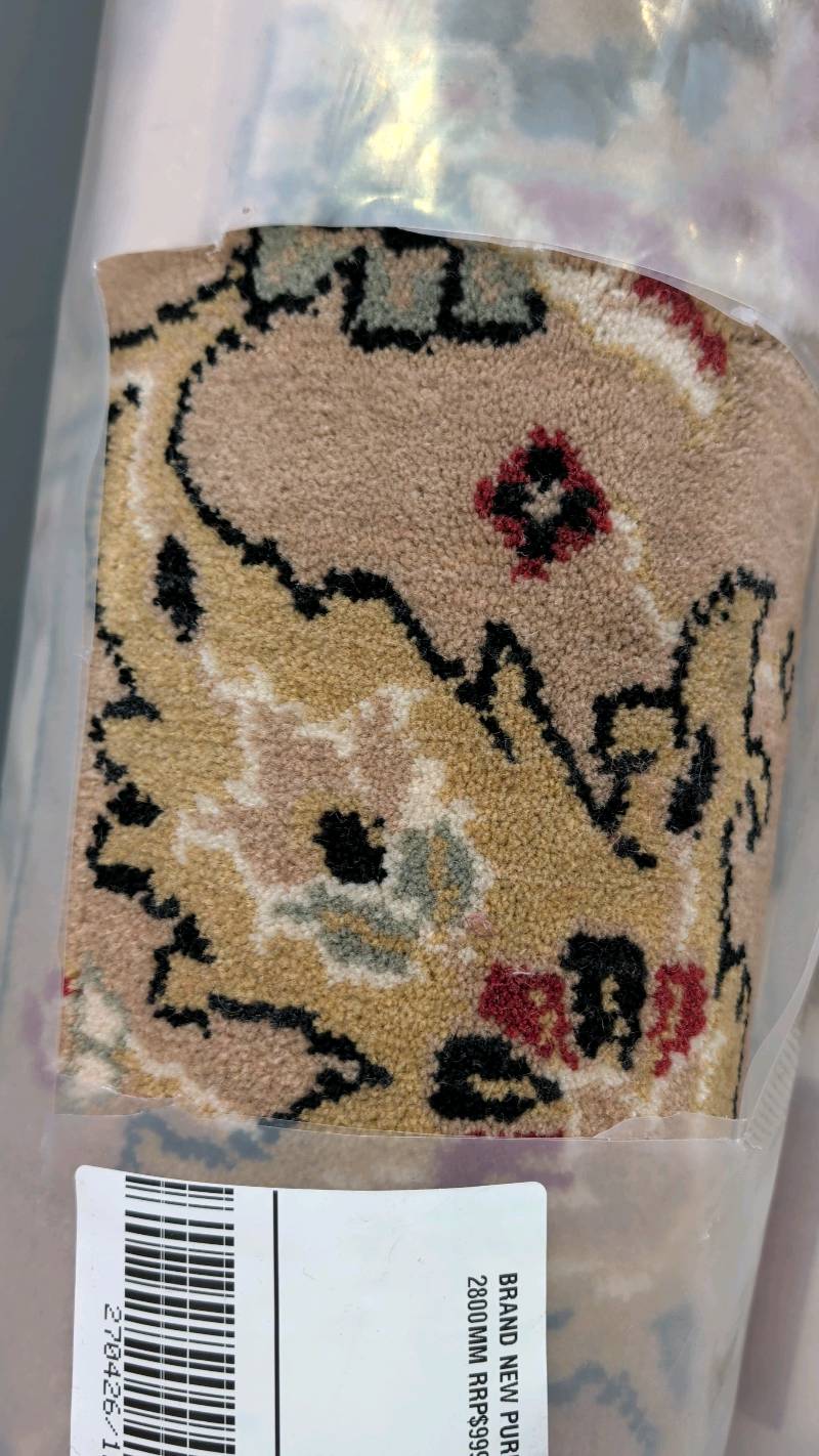 BRAND NEW PURE NZ WOOL RUG 1900MM X 2800MM RRP$999, SOLD AS IS BRAND NEW PURE NZ WOOL RUG 1900MM X 2800MM RRP$999, SOLD AS IS