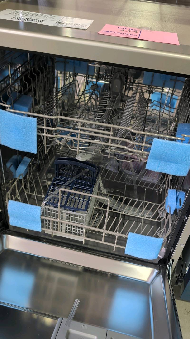 NEW EURO S/STEEL 600MM DISHWASHER EDW12PSS WITH 12 PLACE SETTINGS, 6 WASH PROGRAMS, ADJUSTABLE TOP BASKET, CONCEALED HEATING ELEMENT WITH EXTRA DRY FUNCTION, LED DISPLAY 4.5 STAR WATER RATING, 2 YEAR WARRANTY NEW EURO S/STEEL 600MM DISHWASHER EDW12PSS WITH 12 PLACE SETTINGS, 6 WASH PROGRAMS, ADJUSTABLE TOP BASKET, CONCEALED HEATING ELEMENT WITH EXTRA DRY FUNCTION, LED DISPLAY 4.5 STAR WATER RATING, 2 YEAR WARRANTY