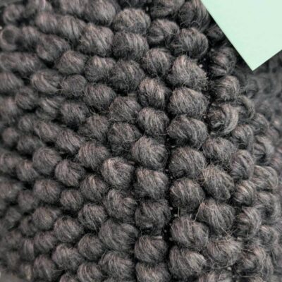 NEW GREY PEBBLE WOOL RUG 160CM X 230CM RRP$499 NEW GREY PEBBLE WOOL RUG 160CM X 230CM RRP$499