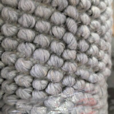 NEW SILVER PEBBLE WOOL RUG 160CM X 230CM RRP$499 NEW SILVER PEBBLE WOOL RUG 160CM X 230CM RRP$499