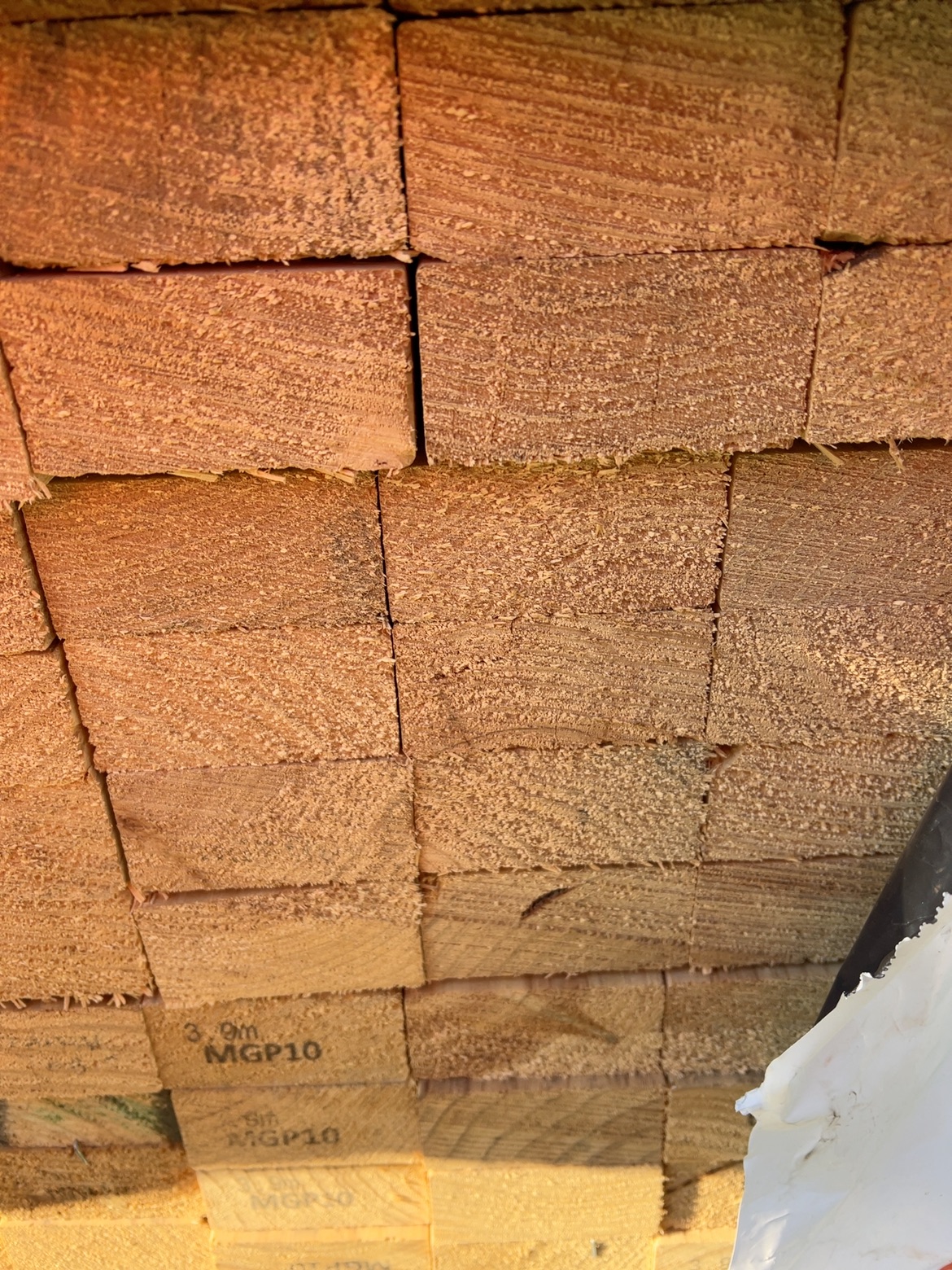 90X45 PINE MGP10 112/2.7 90X45 PINE MGP10 112/2.7