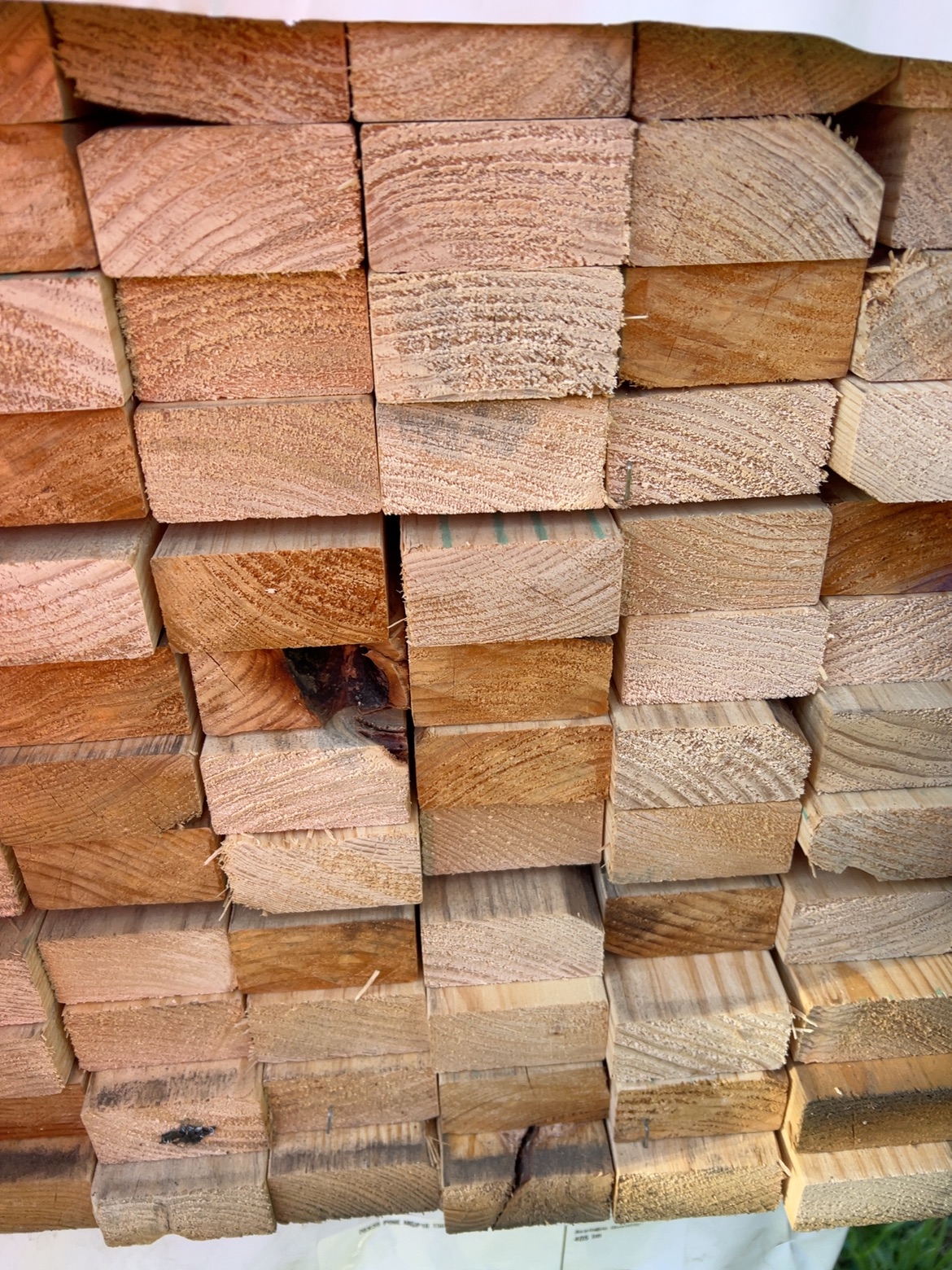 70X35 PINE MGP10 160/2.7 70X35 PINE MGP10 160/2.7