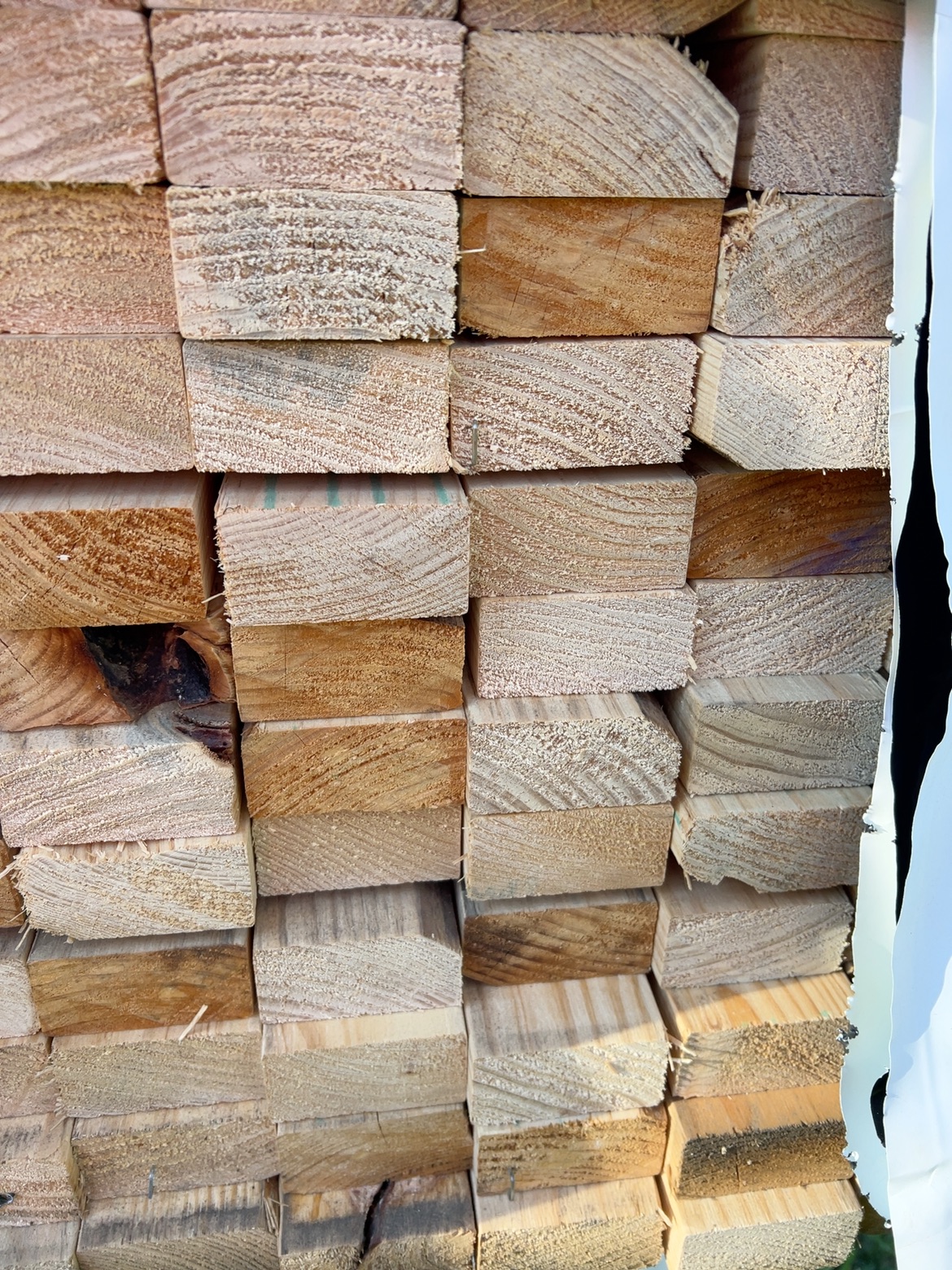 70X35 PINE MGP10 159/2.7 70X35 PINE MGP10 159/2.7