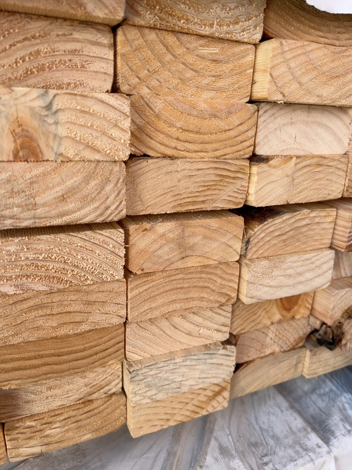 90X35 UTILITY EXPORT GRADE PINE-112/1.2 90X35 UTILITY EXPORT GRADE PINE-112/1.2