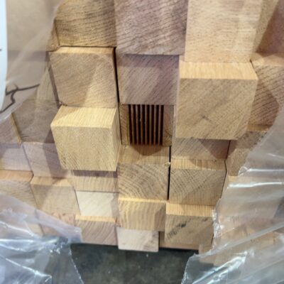 45X45 AUS OAK DAR UTE KD HARDWOOD