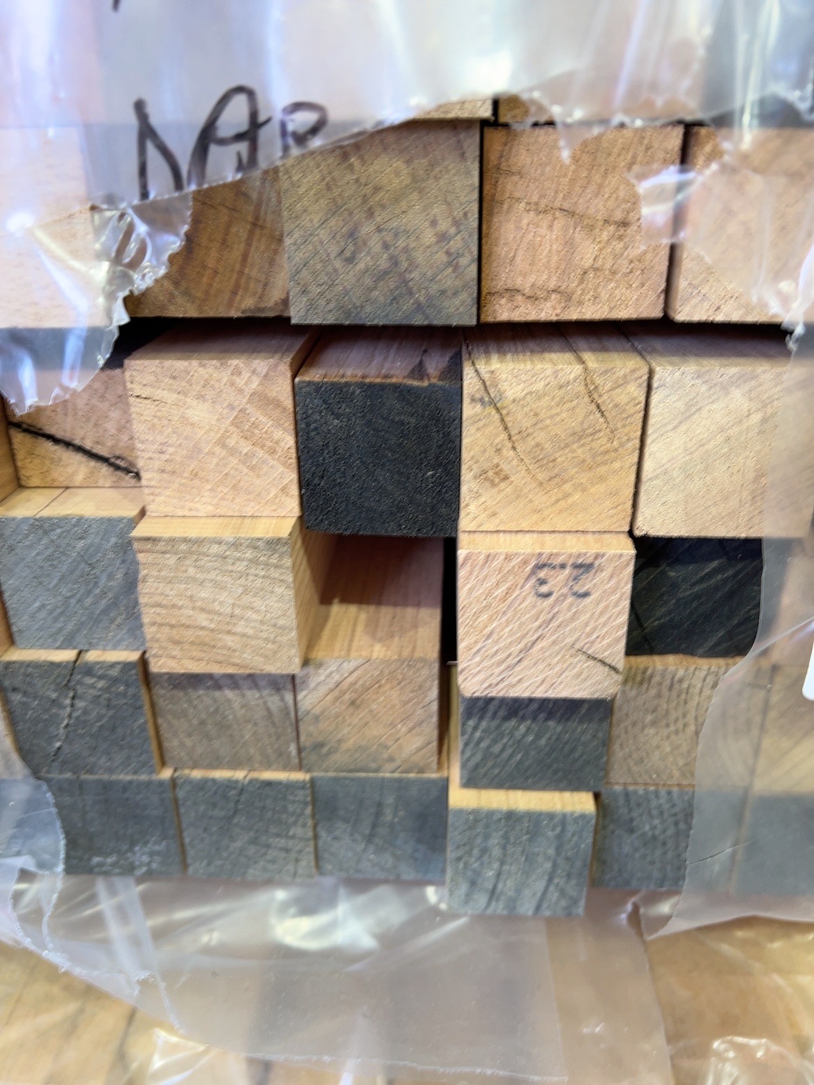 42X42 AUS OAK DAR UTE KD HARDWOOD 42X42 AUS OAK DAR UTE KD HARDWOOD