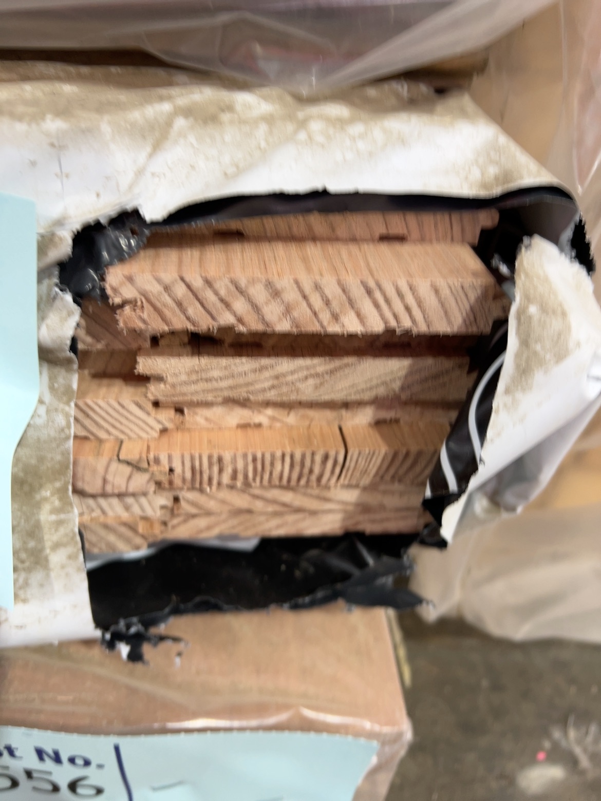85X13 VIC ASH UTE KD HARDWOOD OVERLAY FLOORING 85X13 VIC ASH UTE KD HARDWOOD OVERLAY FLOORING
