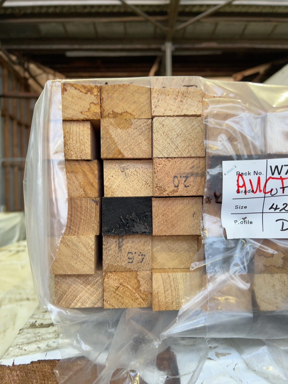 42X32 AUS OAK UTE DAR 42X32 AUS OAK UTE DAR