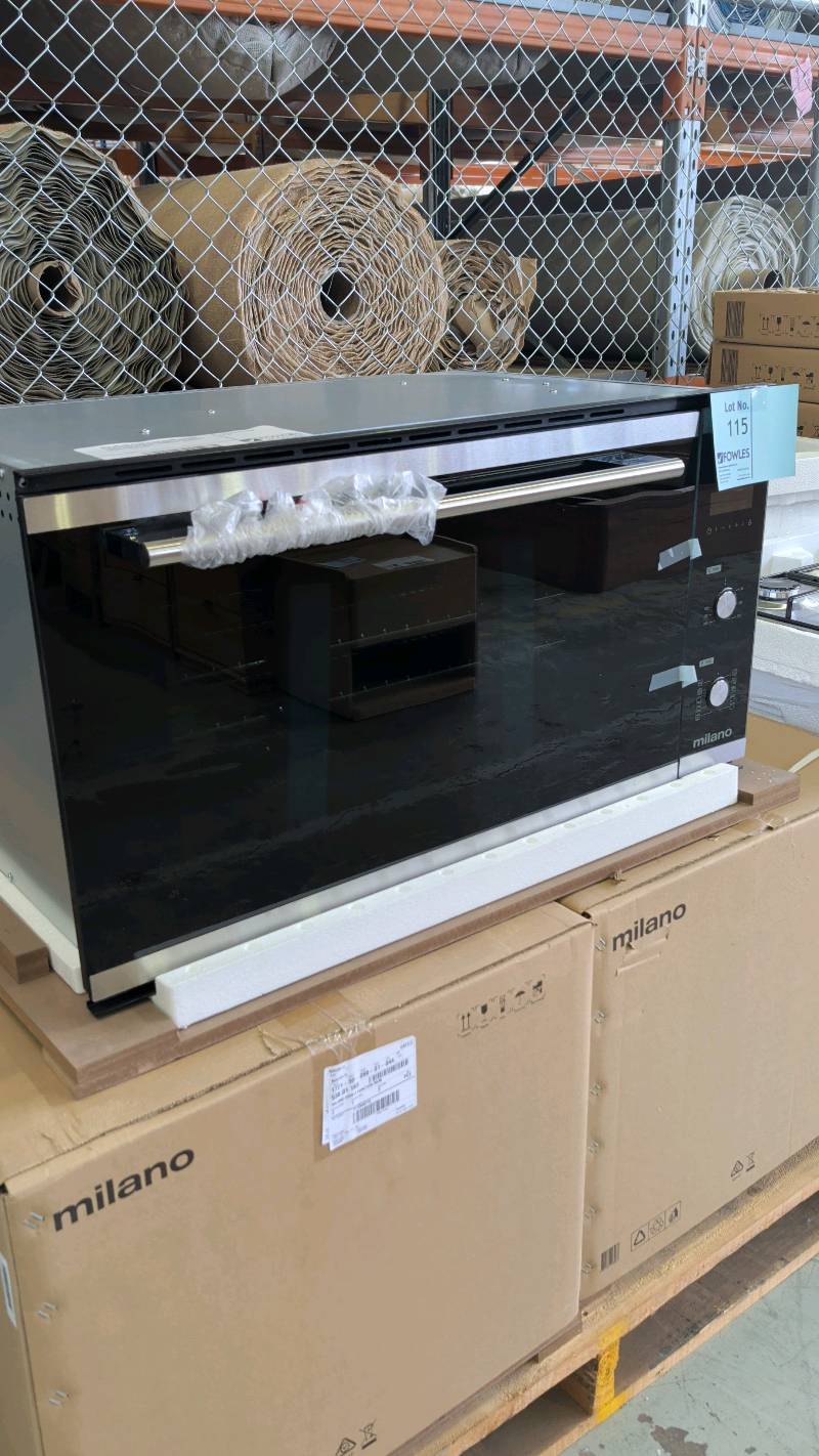 NEW MILANO BLACK GLASS 900MM ELECTRIC UNDERBENCH OVEN, 9 COOKING FUNCTIONS, TRIPLE GLAZED DOOR, 12 MONTH WARRANTY MODEL 538.01.183 NEW MILANO BLACK GLASS 900MM ELECTRIC UNDERBENCH OVEN, 9 COOKING FUNCTIONS, TRIPLE GLAZED DOOR, 12 MONTH WARRANTY MODEL 538.01.183